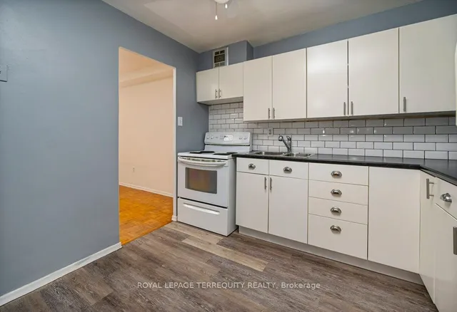 Additional property image - 11 Neilson Dr Unit 201