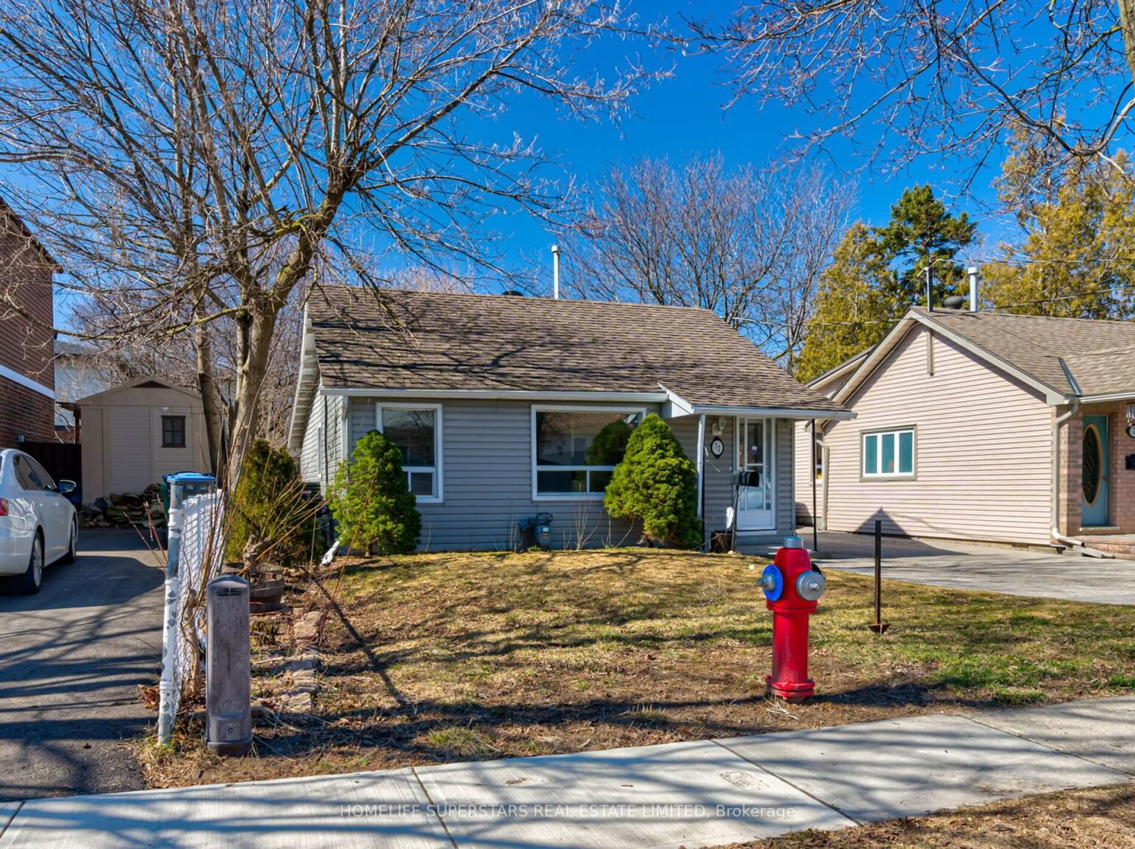 Frontside or backside of a home, the street view for 72 Frederick St, Brampton Ontario L6Y 1G8