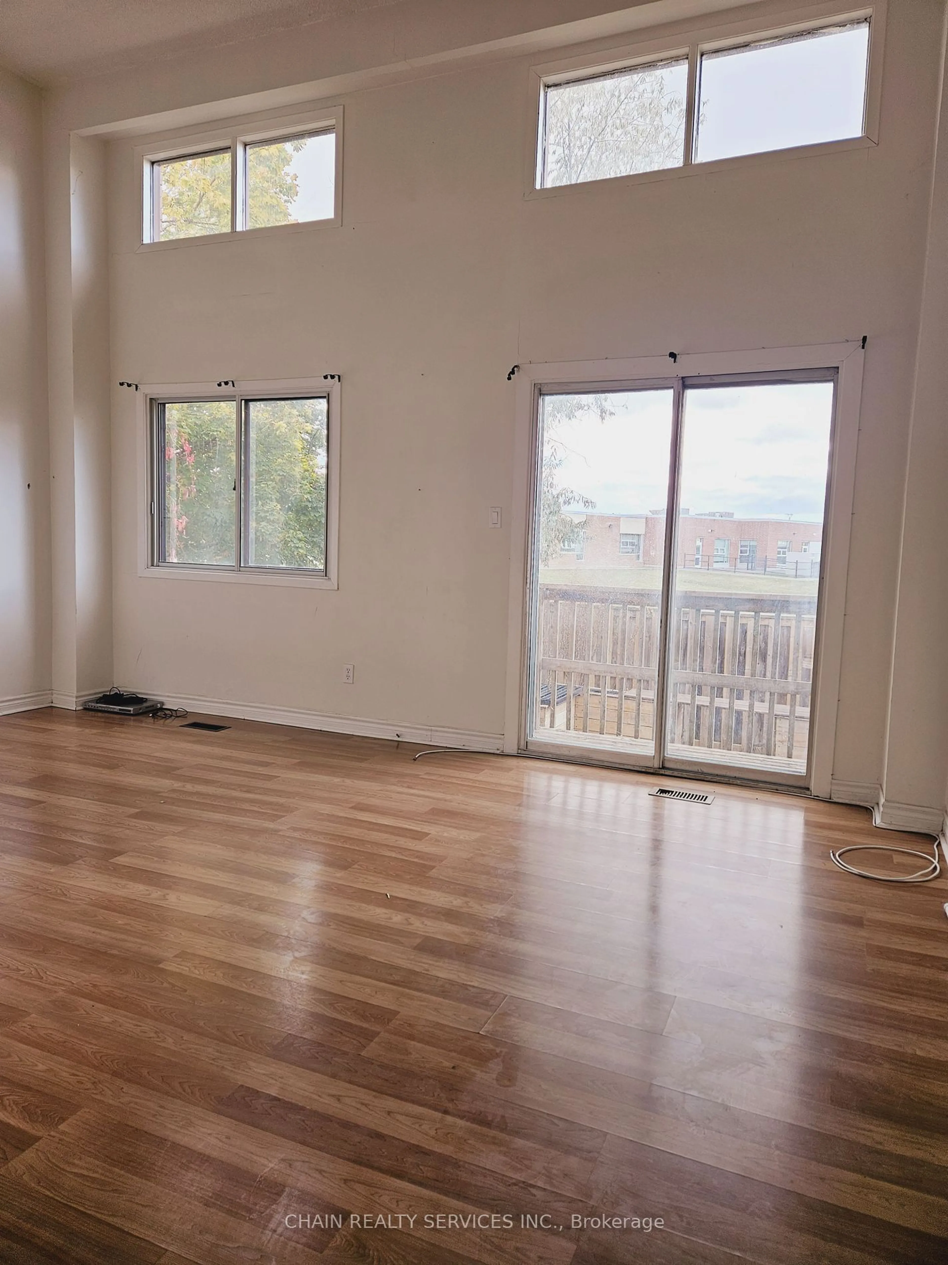 A pic of a room, wood floors for 19 Dawson Cres #19, Brampton Ontario L6V 3M5