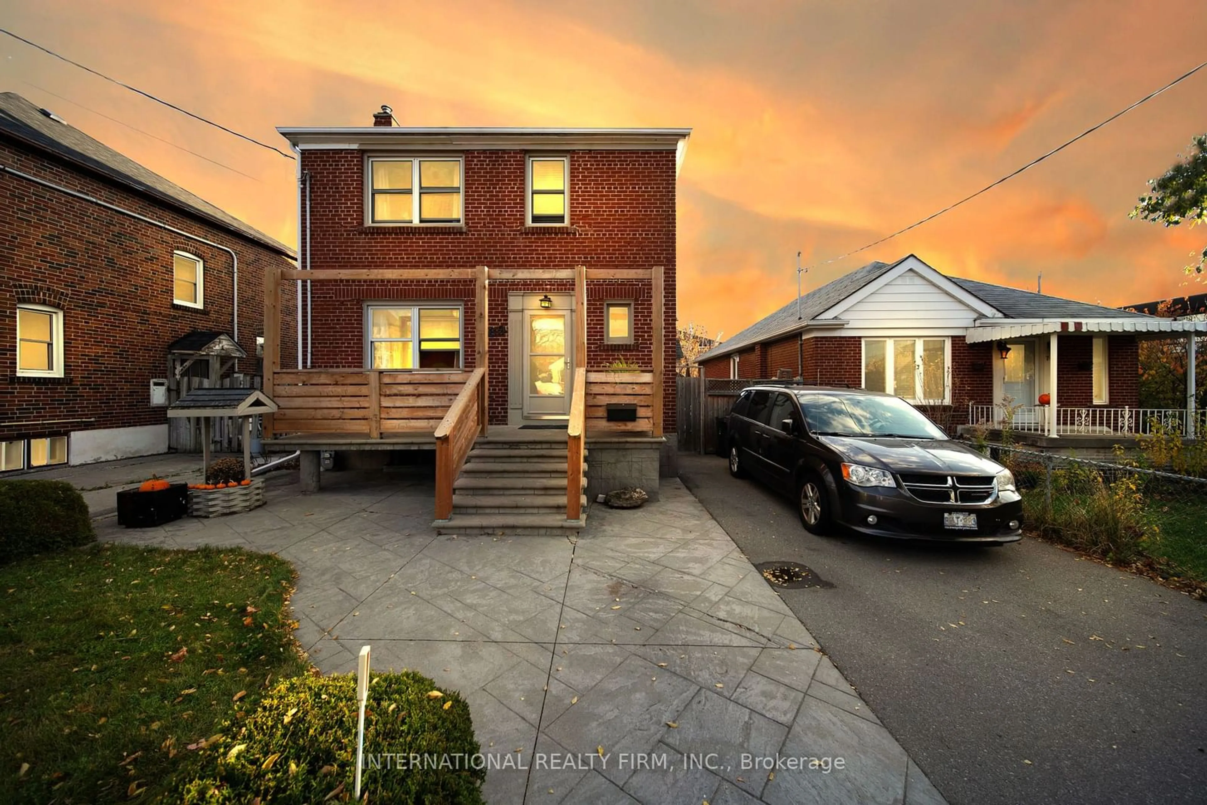 Frontside or backside of a home, the street view for 69 Beechborough Ave, Toronto Ontario M6M 1Z6