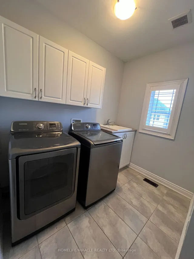 Additional property image - 8 Arda Cres