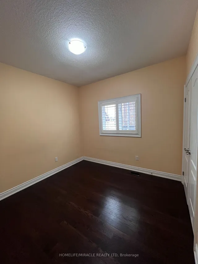 Additional property image - 8 Arda Cres