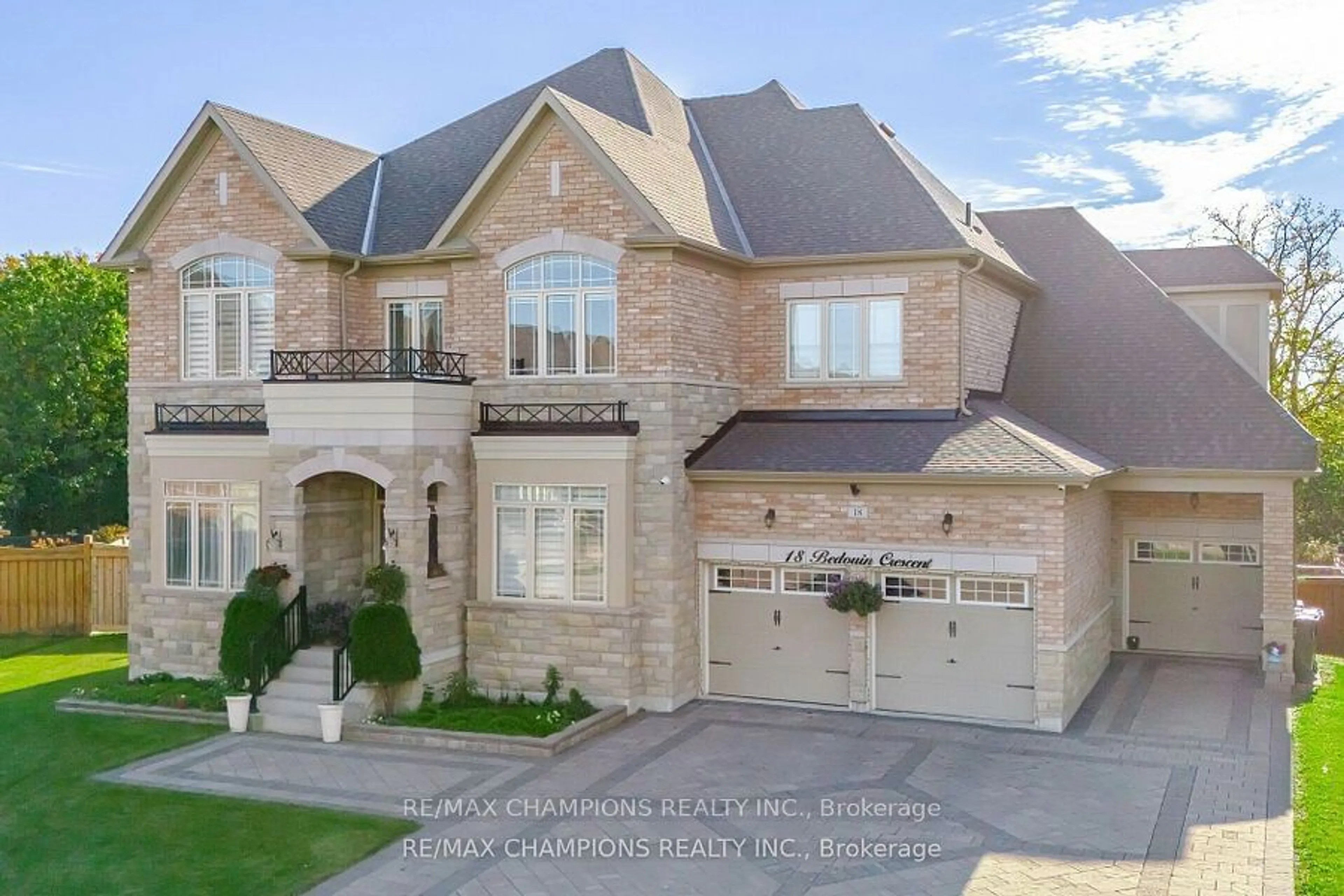 Home with brick exterior material for 18 Bedouin Cres, Brampton Ontario L6P 4H3