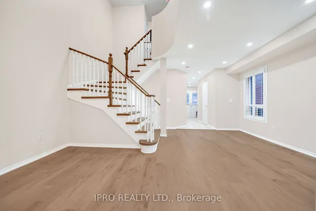 Additional image 34 of 1204 Prestonwood Cres