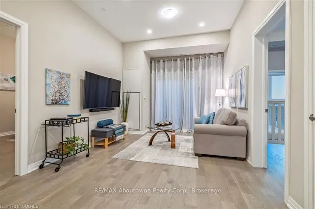Additional image 7 of 128 GROVEWOOD Unit 629