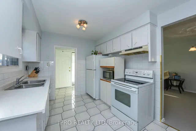 Additional property image - 23 Benton St