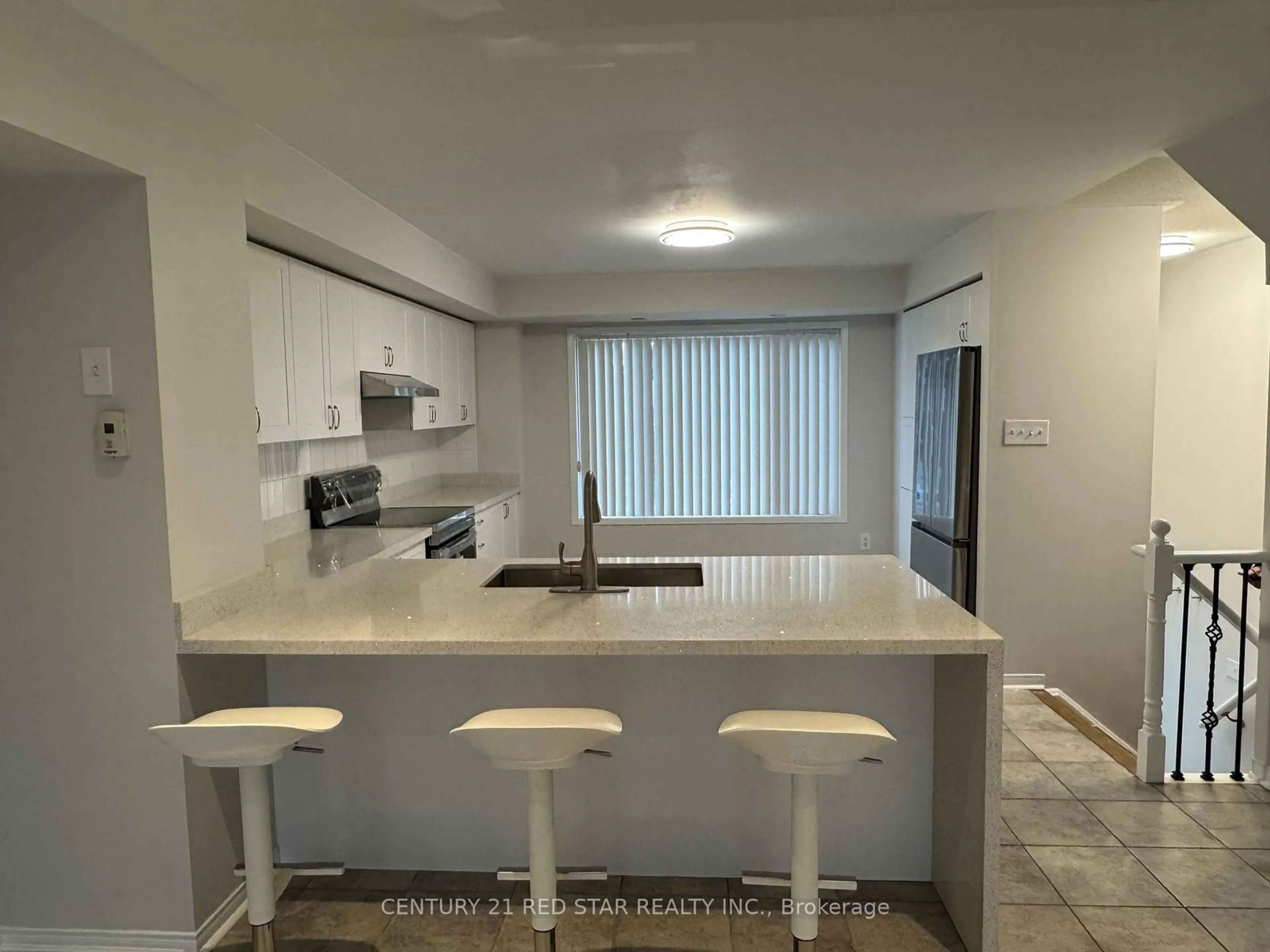 Open concept kitchen for 5005 Oscar Peterson Blvd #9, Mississauga Ontario L5M 0P4