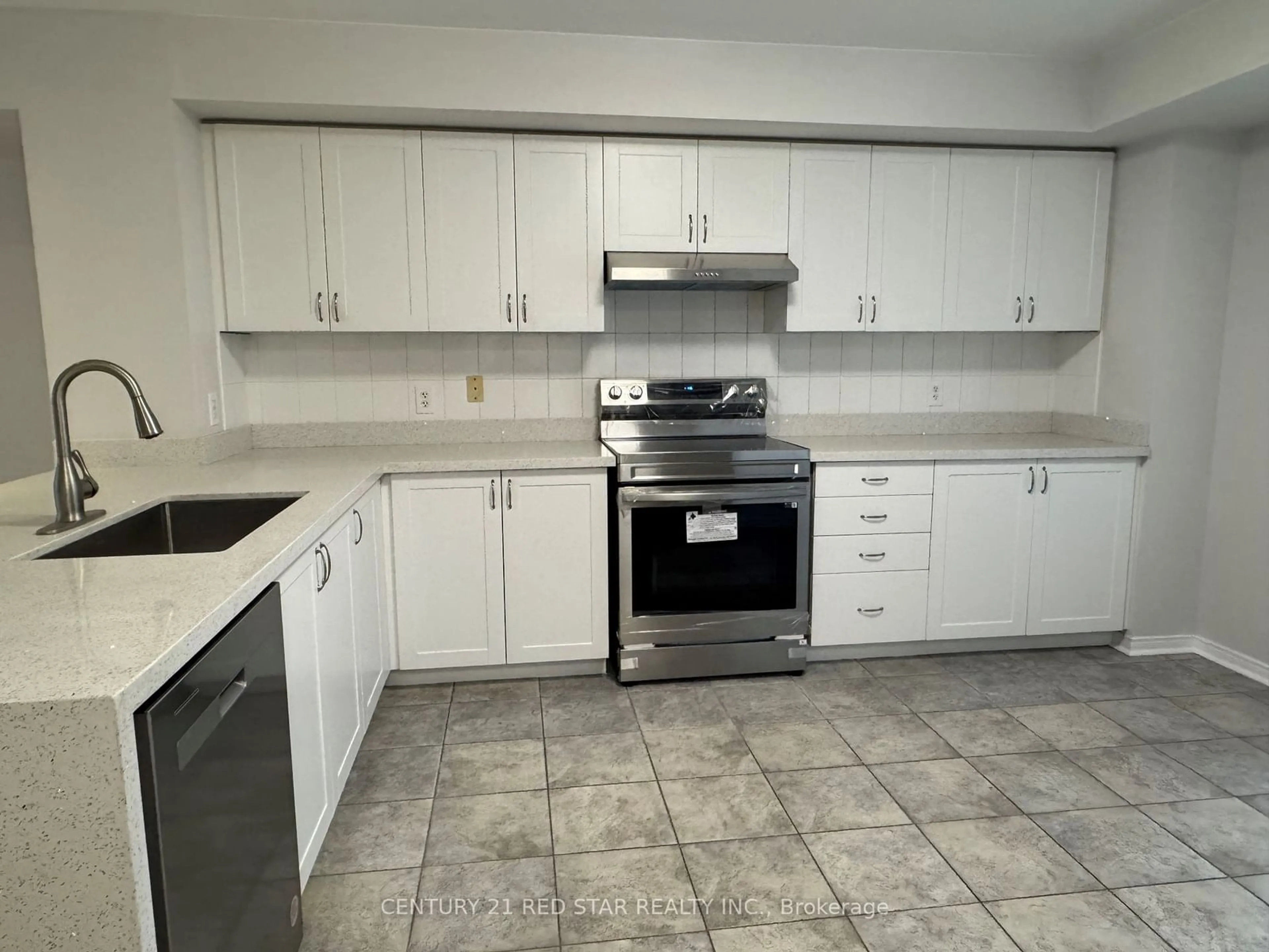 Standard kitchen, not visible floor, cottage for 5005 Oscar Peterson Blvd #9, Mississauga Ontario L5M 0P4