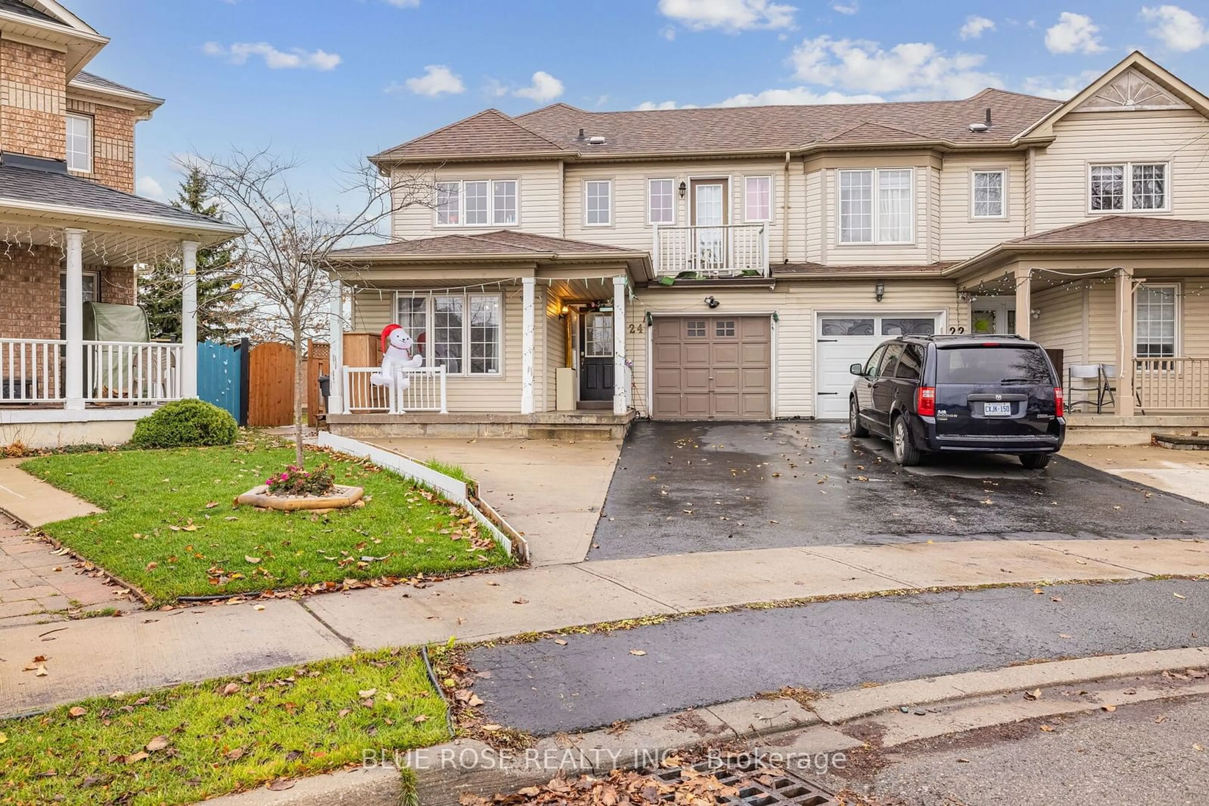 A pic from exterior of the house or condo, the street view for 24 Seaside Circ, Brampton Ontario L6R 2G7