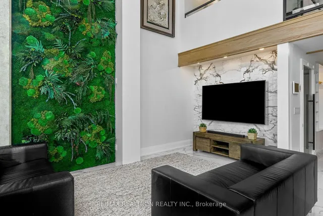 Additional property image - 300 Manitoba St Unit 311