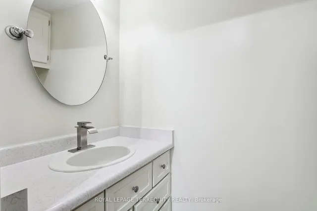 Additional property image - 714 The West Mall Unit 909