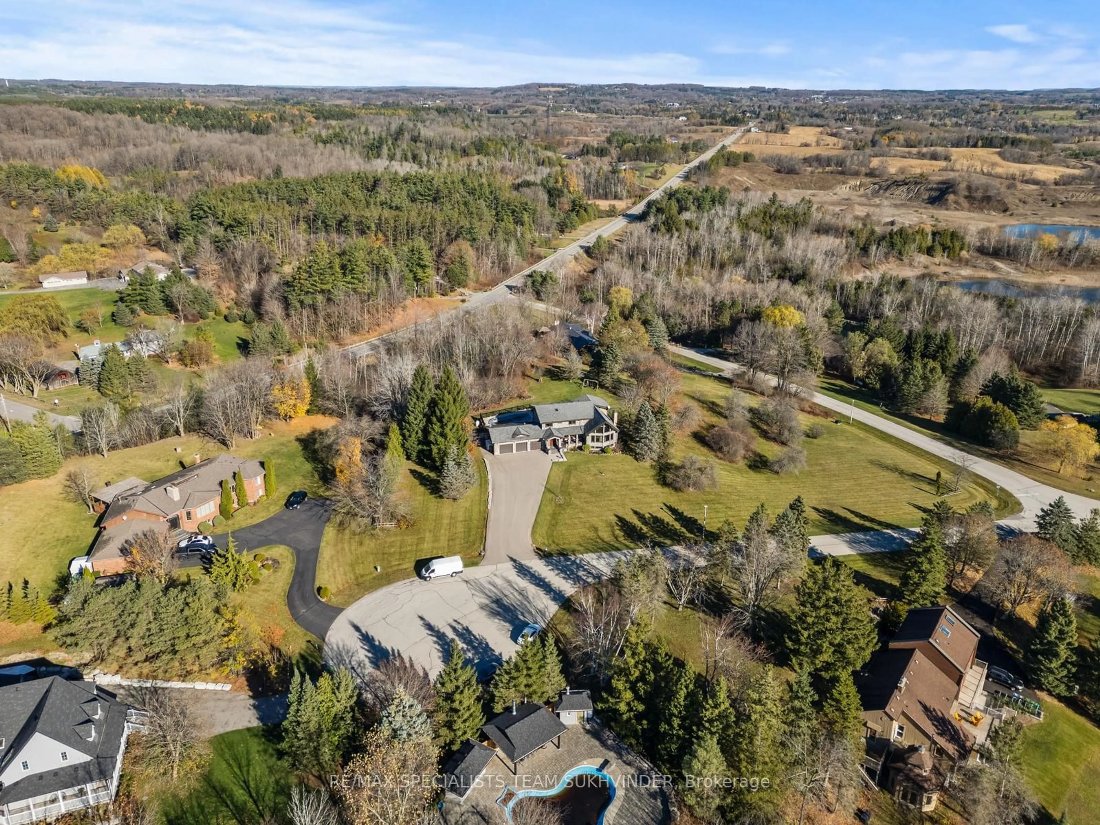 A pic from exterior of the house or condo, cottage for 27 Keily Cres, Caledon Ontario L7E 0R3