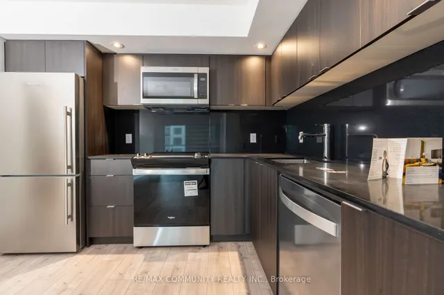 Additional property image - 10 Eva Rd Unit 301
