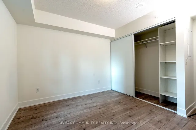 Additional property image - 10 Eva Rd Unit 301