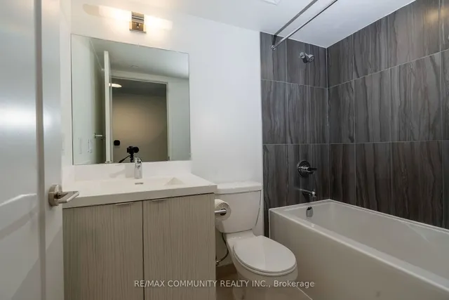Additional property image - 10 Eva Rd Unit 301