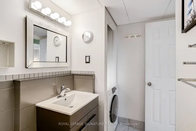 Additional property image - 3390 Weston Rd Unit 1007
