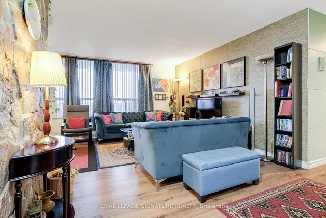 Additional property image - 3390 Weston Rd Unit 1007