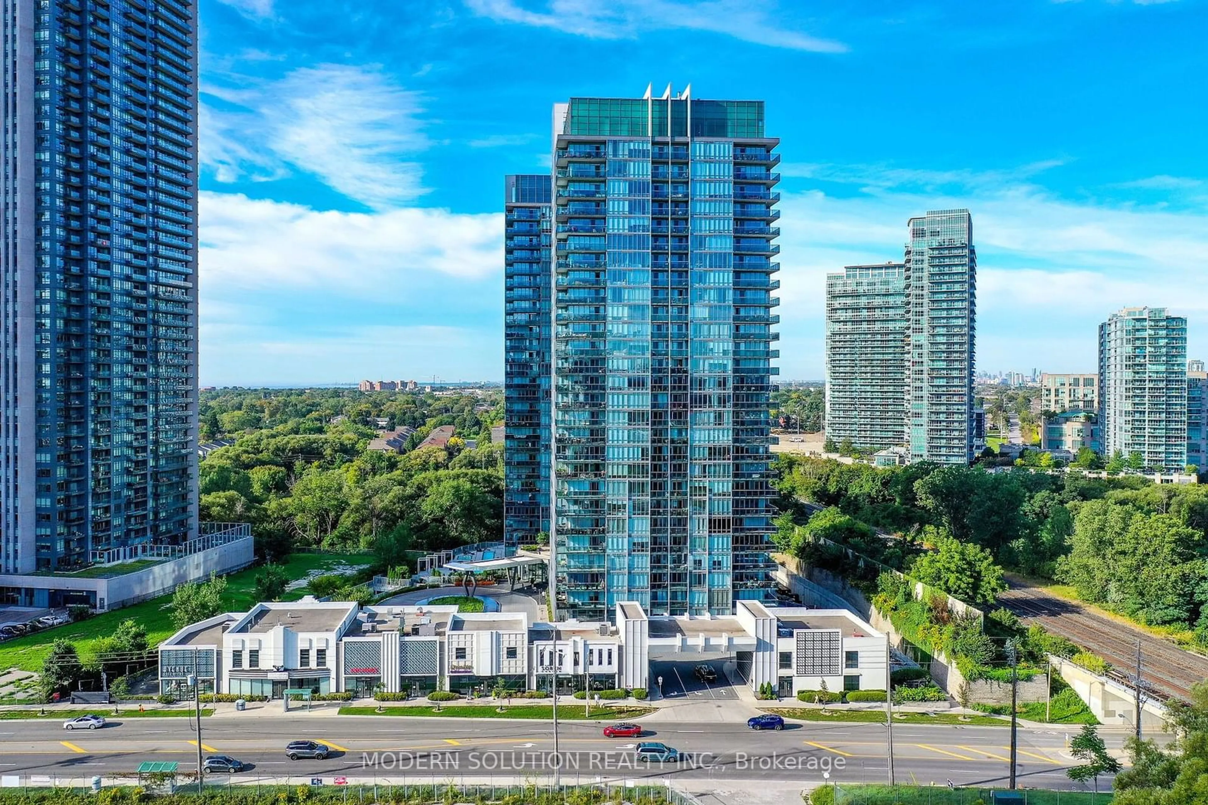 A pic from exterior of the house or condo, the view of city buildings for 90 Park Lawn Rd #1515, Toronto Ontario M8Y 0B6