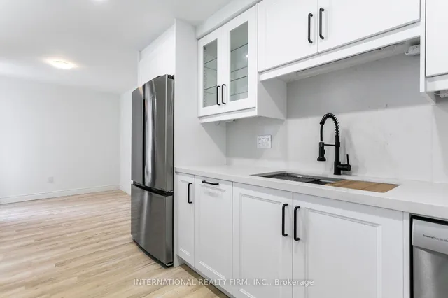 Additional property image - 60 Southport St Unit 818