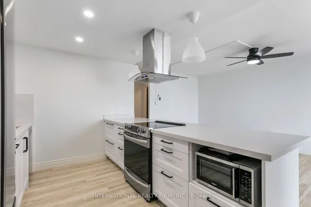 Additional property image - 60 Southport St Unit 818