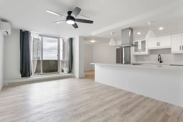 Additional property image - 60 Southport St Unit 818