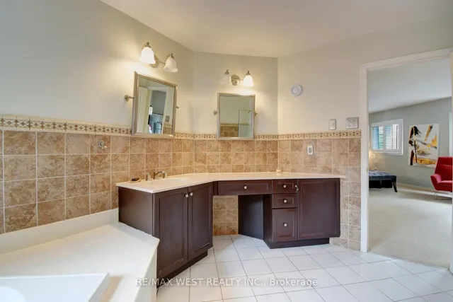 Additional property image - 2145 Country Club Dr Unit 6