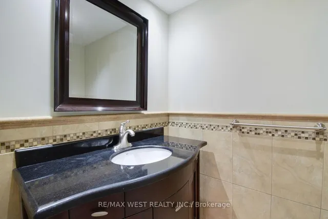 Additional property image - 2145 Country Club Dr Unit 6
