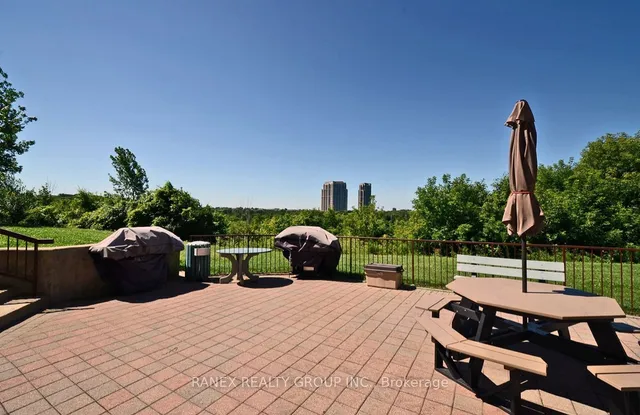 Additional property image - 6 Humberline Dr Unit 620