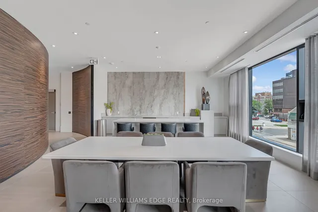 Additional property image - 2007 James St Unit 707