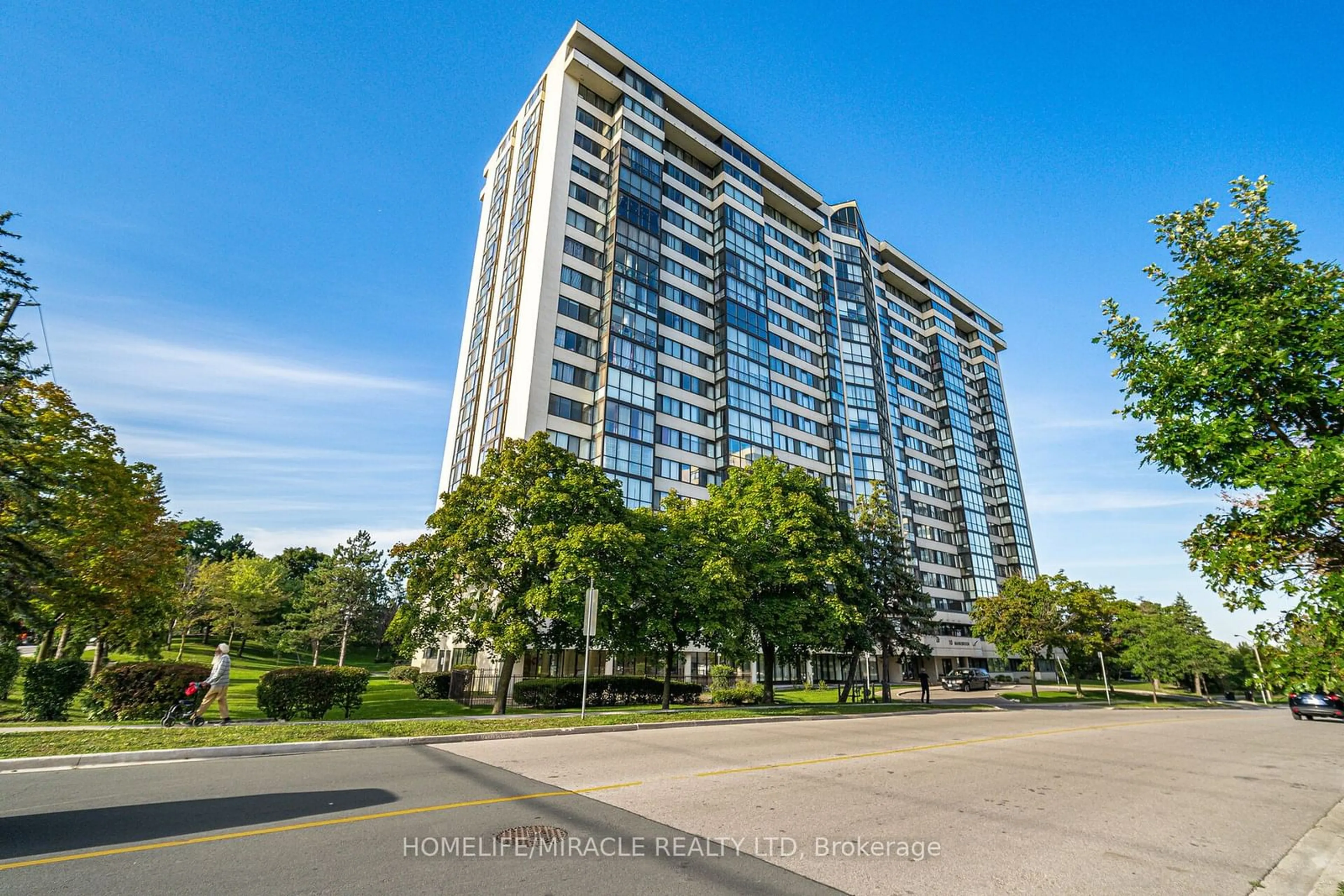 A pic from exterior of the house or condo, the front or back of building for 10 Markbrook Lane #403, Toronto Ontario M9V 5E3