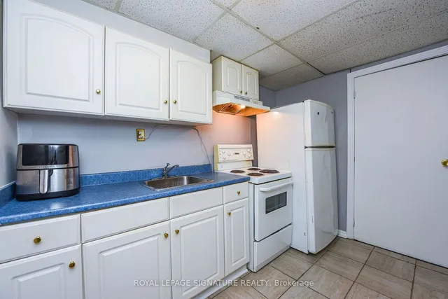 Additional property image - 4 Greenleaf Cres