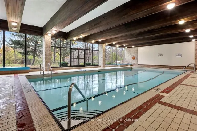 Additional image 9 of 1359 WHITE OAKS Blvd Unit 202
