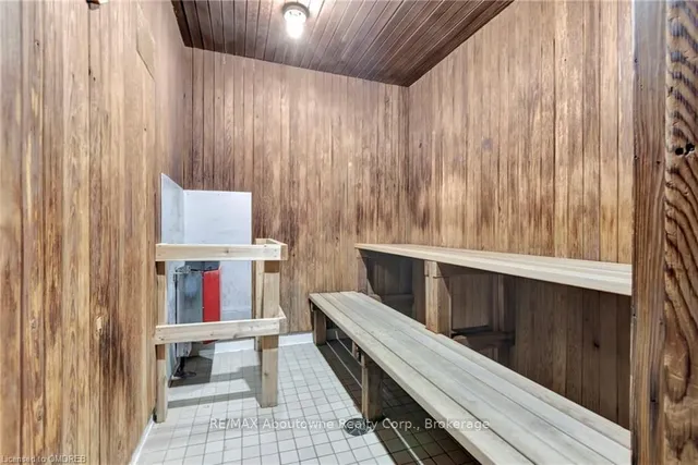 Additional image 8 of 1359 WHITE OAKS Blvd Unit 202