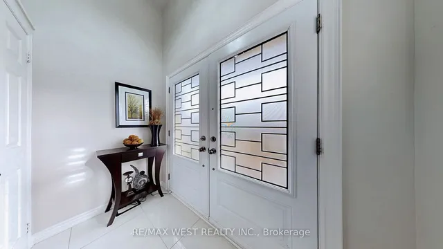Additional property image - 10 Via Cassia Dr