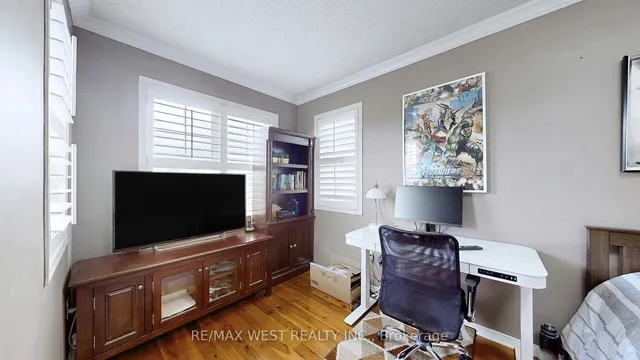 Additional property image - 10 Via Cassia Dr
