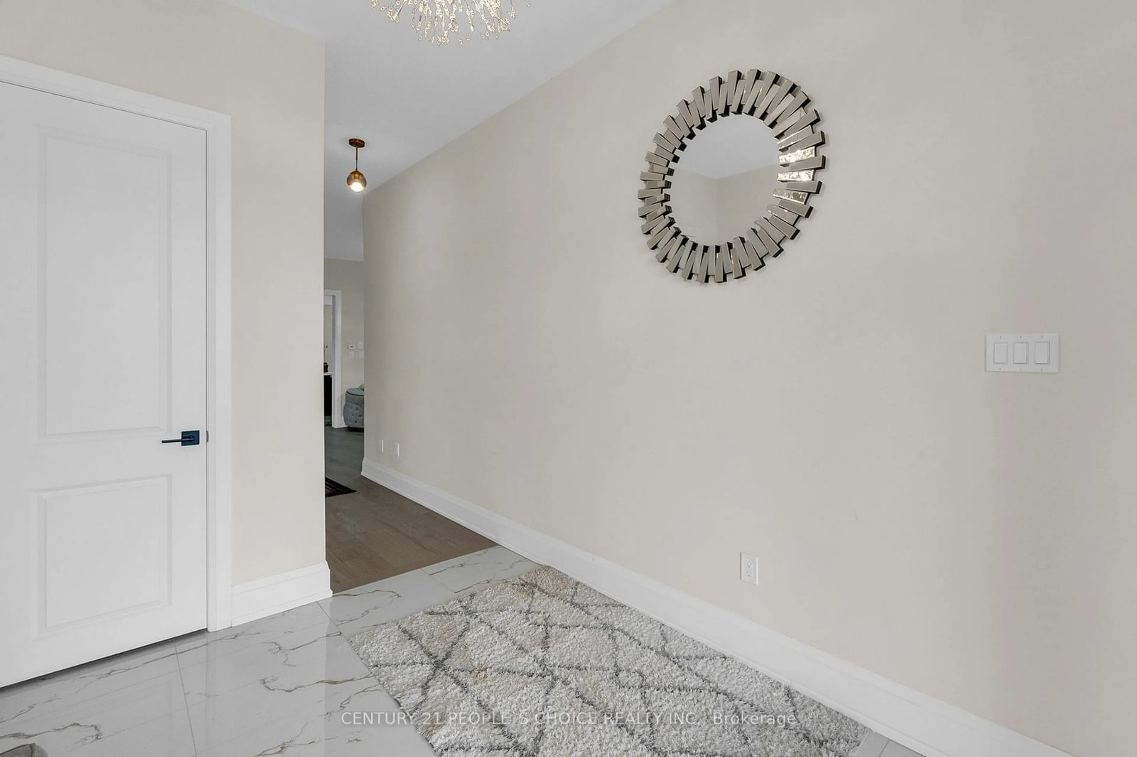 Indoor entryway, not visible floor for 10 Tweedhill Ave, Caledon Ontario L7C 4K5