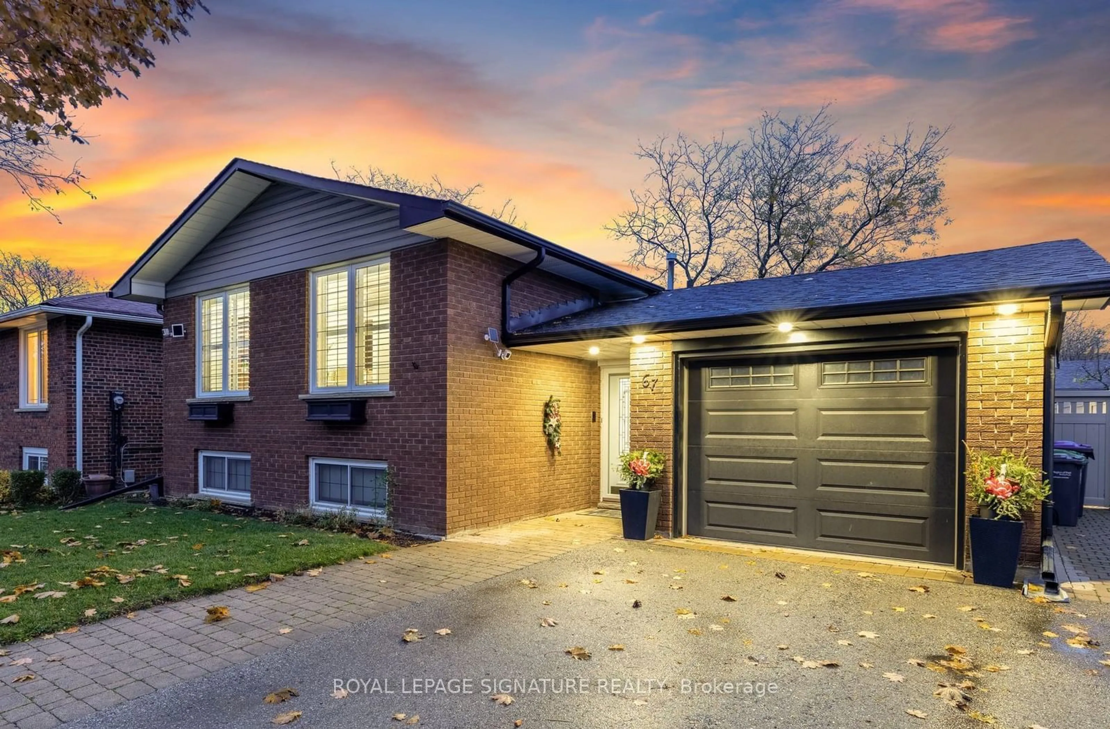 Home with brick exterior material for 67 Frederick St, Brampton Ontario L6Y 1G9