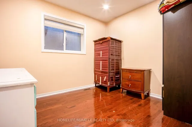 Additional property image - 90 Tideland Dr