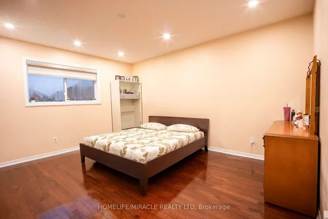 Additional property image - 90 Tideland Dr