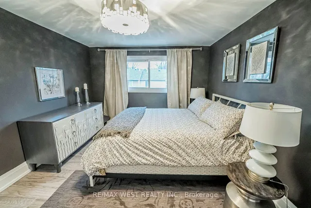 Additional property image - 680 Powell Crt