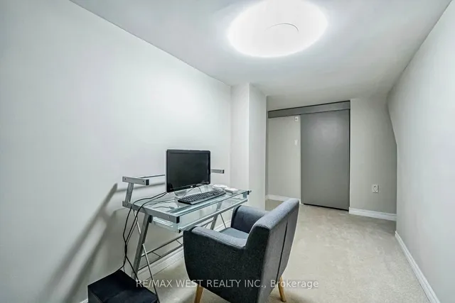 Additional property image - 680 Powell Crt