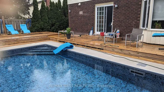 Additional property image - 680 Powell Crt