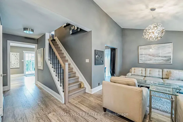 Additional property image - 680 Powell Crt