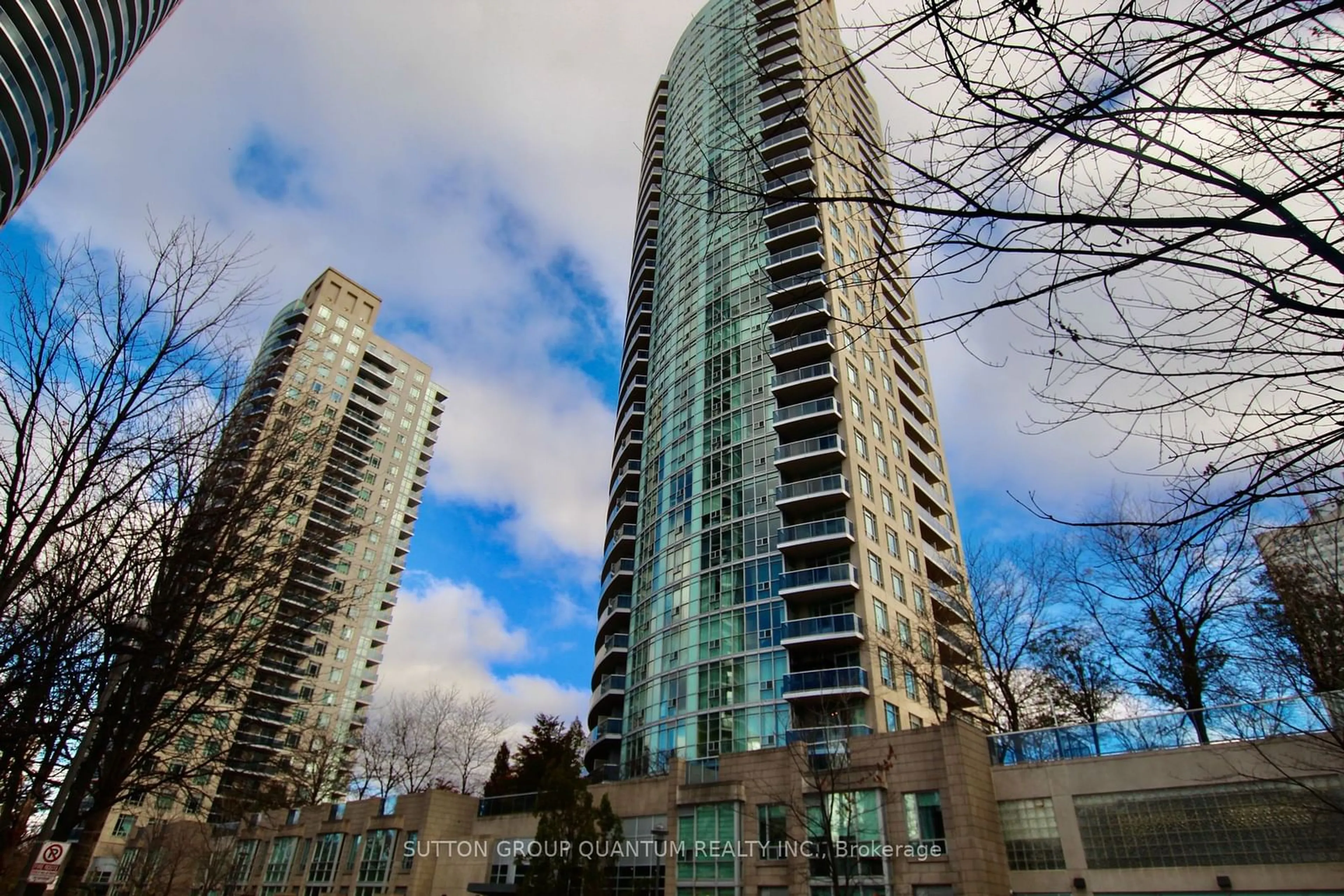 A pic from exterior of the house or condo, the front or back of building for 70 Absolute Ave #1610, Mississauga Ontario L4Z 0A4