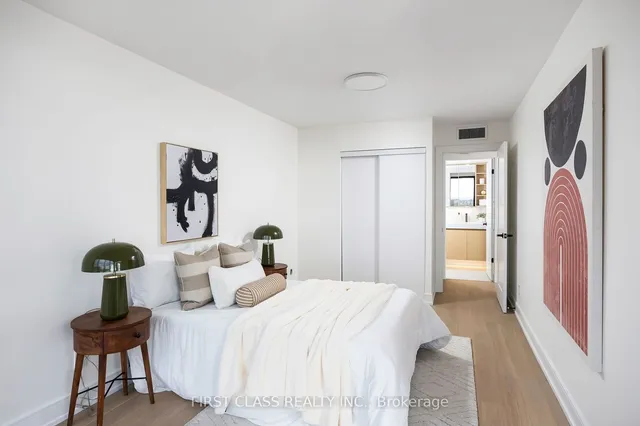Additional property image - 1230 Marlborough Crt Unit 1006