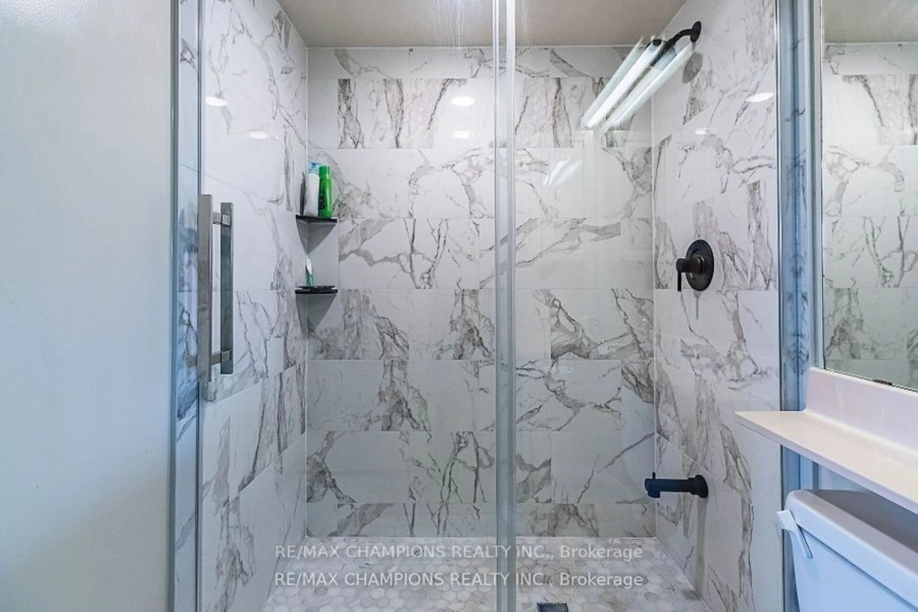 Contemporary bathroom, ceramic floors for 300 Ray Lawson Blvd #216, Brampton Ontario L6Y 5H5