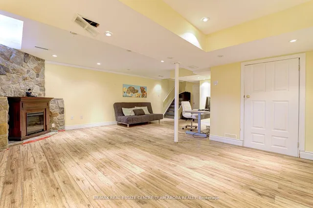 Additional property image - 284 Rimmington Dr
