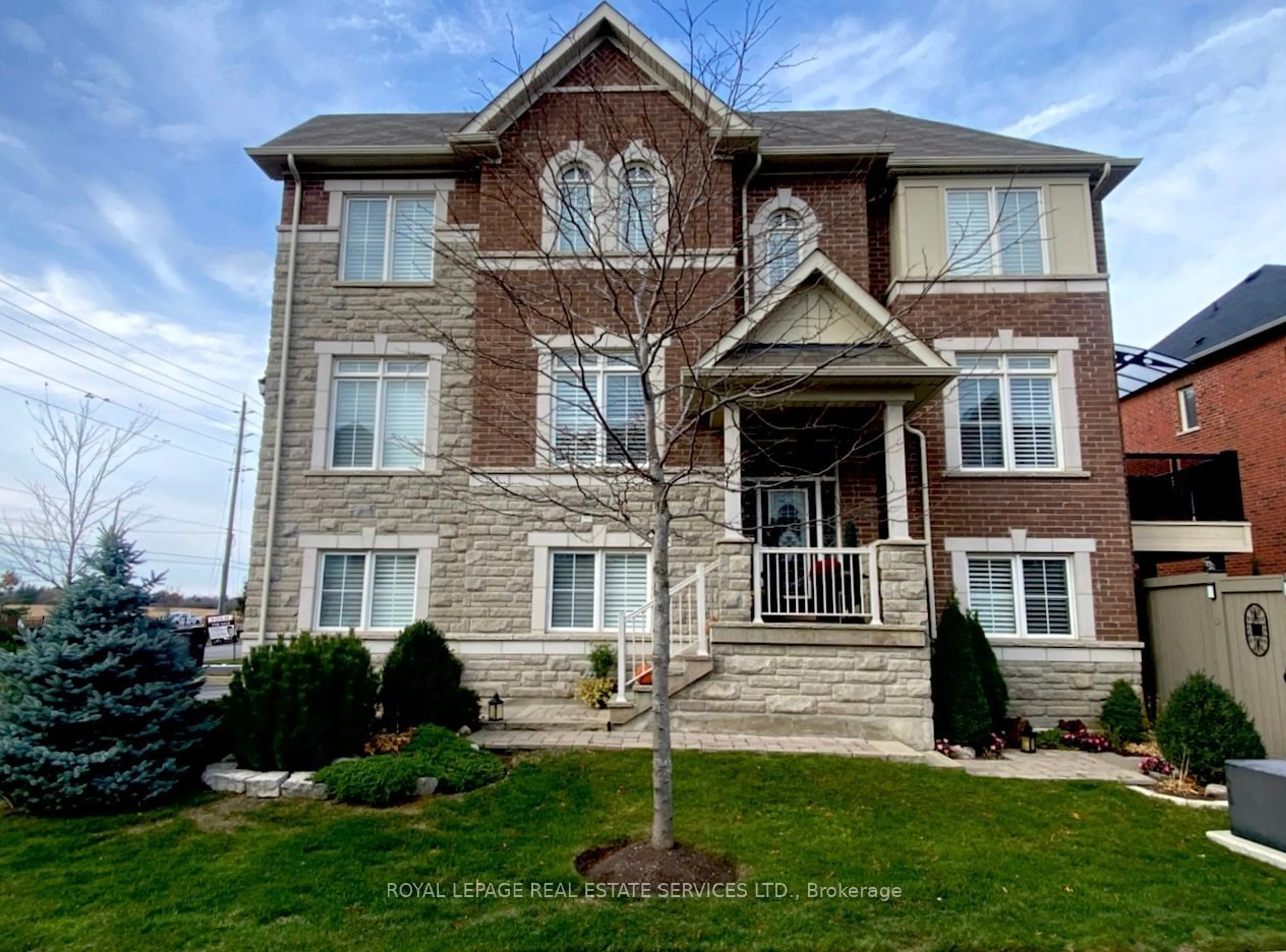 Frontside or backside of a home, the street view for 25 Rockman Cres, Brampton Ontario L7A 4B4