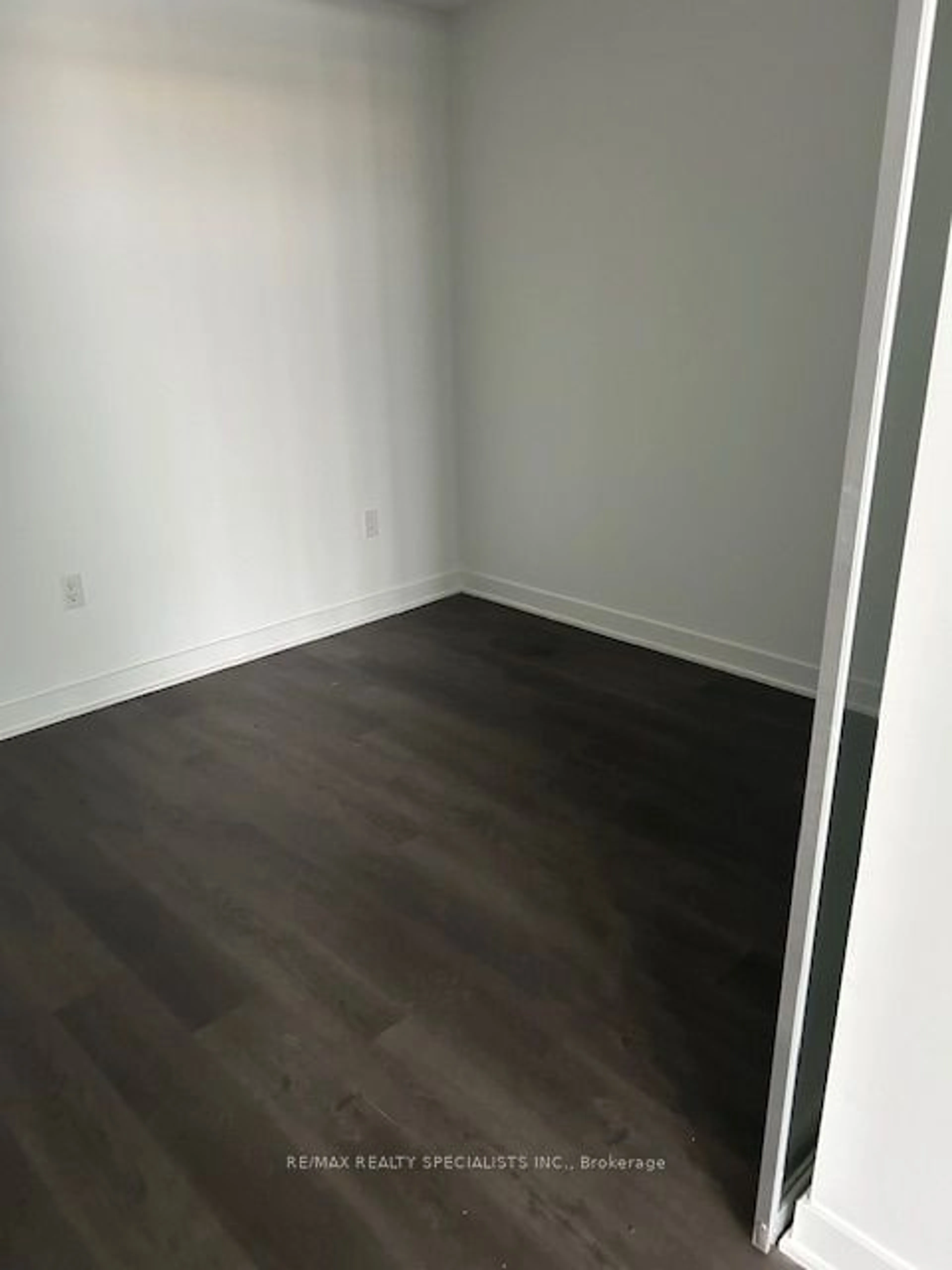 A pic of a room, not visible floor for 3900 Confederation Pkwy #501, Mississauga Ontario L5B 0K7