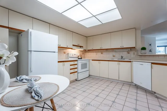 Additional property image - 1201 North Shore Blvd Unit 504